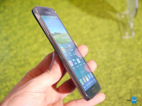 samsung-galaxy-s5-hands-on-images-006