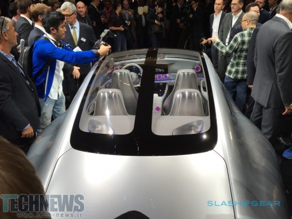 Mercedes’ Intelligent Aerodynamic Automobile previews super-luxe digital age 5