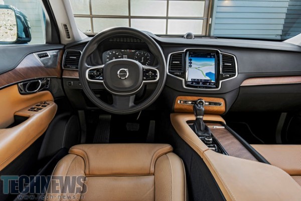 2016-Volvo-XC90-T6-AWD-Inscription-cockpit