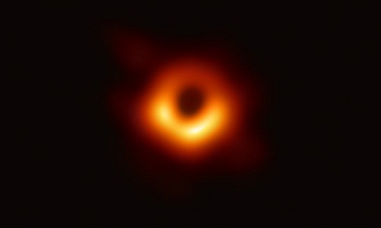 سیاهچاله Powehi