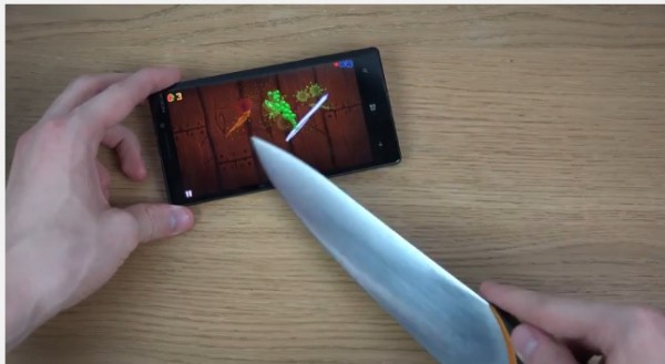 با لومیا 930 و چاقو نینجا فروت بازی کنید!