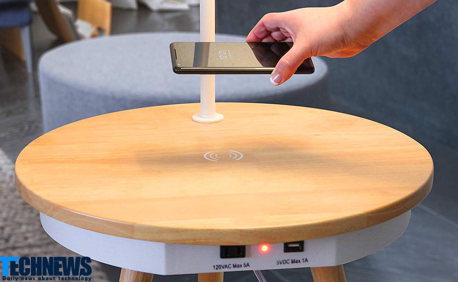 شارژ بی سیم تلفن همراه به کمک میز هوشمند