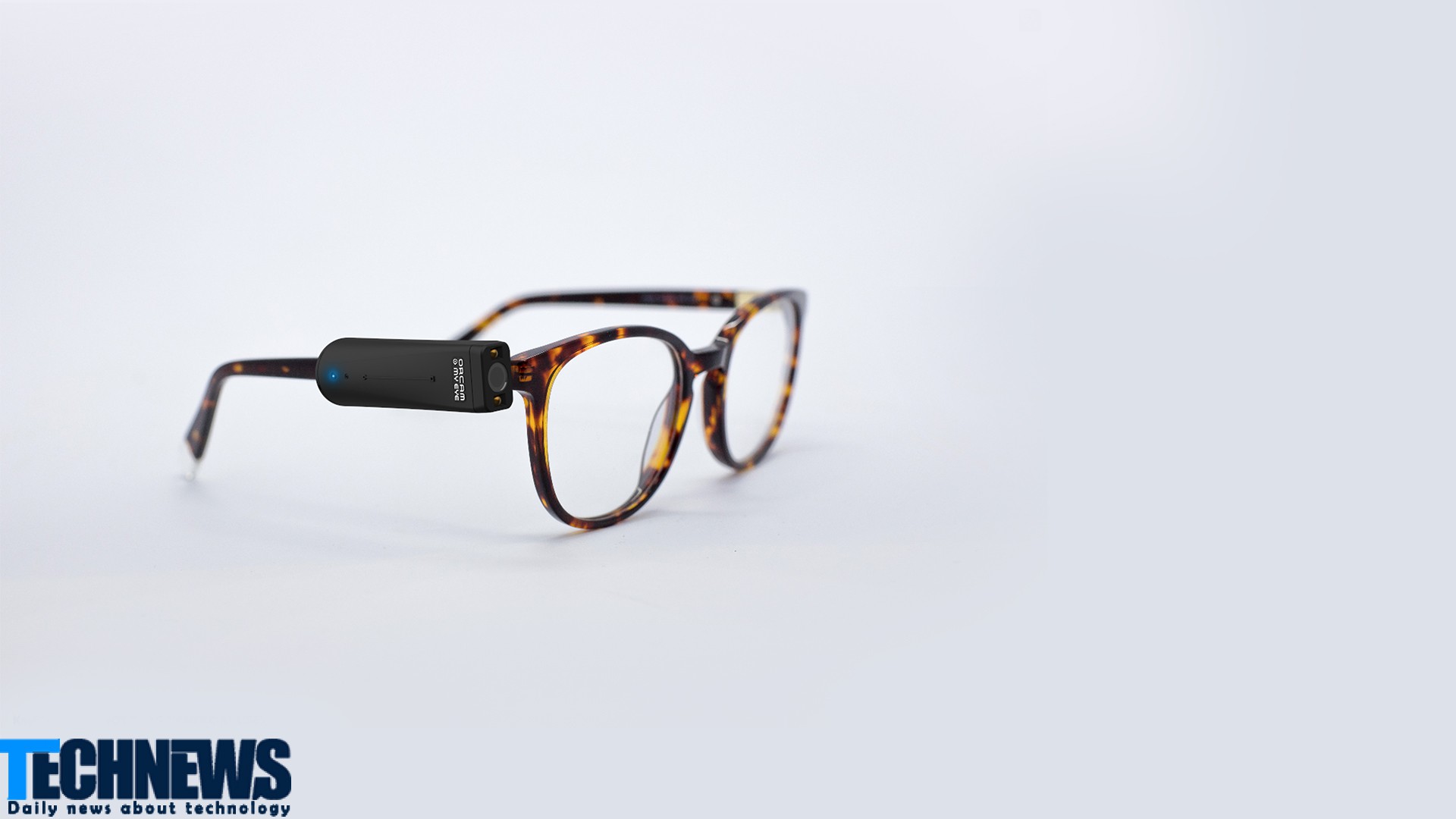 عینک ویژه نابینایان و کم بینایان در نمایشگاه CES 2020