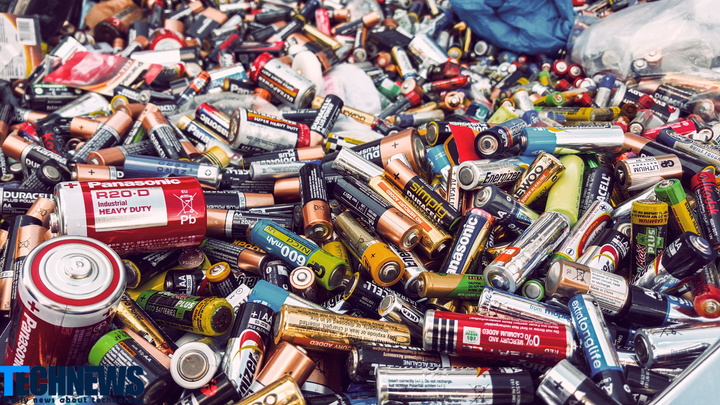 تبدیل باتری‌های کهنه به کود و نجات طبیعت