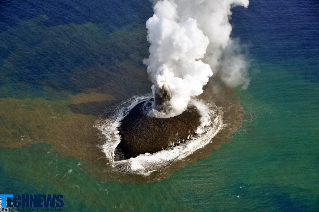 فوران آتشفشان زیر آب یک جزیره جدید در ژاپن به وجود آورد