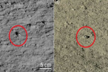 برخورد شهاب سنگ به سطح ماه دو گوی درخشان ایجاد کرده است