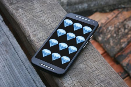 شرکت AKHAN به دنبال ساخت نمایشگرهای ساخته شده از الماس در گوشی های هوشمند