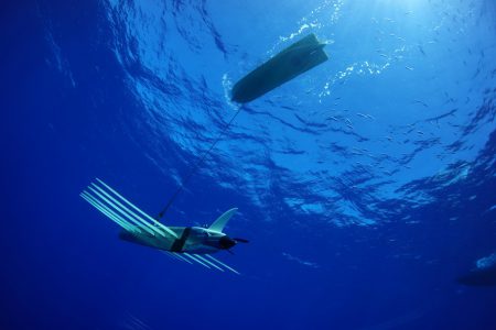 محقق ایرانی به همراه تیم خود پهپاد زیردریایی برای رصد دی اکسید کربن اقیانوس ها ساخت