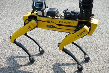 مدل بروزشده سگ رباتیک اسپات با کنترلر جدید معرفی شد