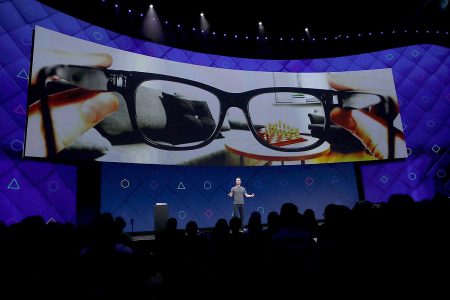 متا اولین عینک واقعیت افزوده خود را در ۲۰۲۴ عرضه می کند