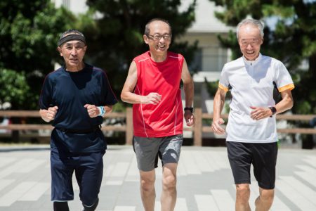سالمندانی که به طور منظم ورزش می کنند مغز قوی تری دارند
