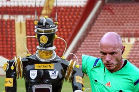 اولین ربات کمک داور در مسابقات جام جهانی ۲۰۲۲ مورد استفاده قرار می گیرد