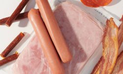 نیترات موجود در سوسیس و کالباس با ابتلا به سرطان روده در ارتباط است