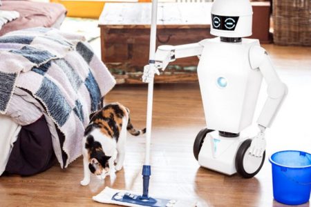 یک ربات معمولی توانست با کمک الگوریتم یادگیری ماشینی کارهای خانه را انجام دهد
