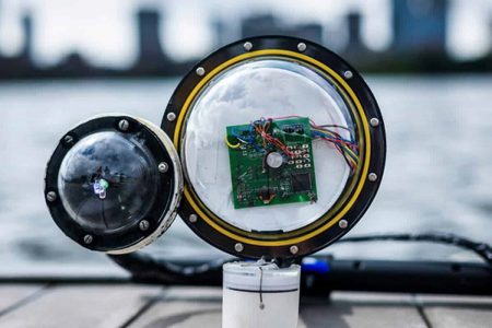 ساخت دوربین زیر آبی بی سیم که انرژی مورد نیاز خود را از امواج صوتی می گیرد