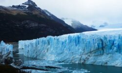 ذوب شدن یخچال ها با آزاد سازی صدها هزار تن میکروب ناشناخته همراه است