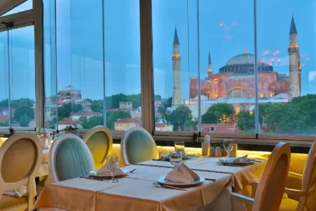 هتل‌های لوکس میدان تکسیم استانبول را بشناسید
