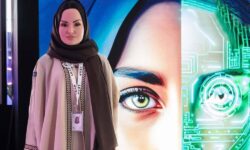 عربستان از اولین ربات انسان نمای مبتنی بر هوش مصنوعی رونمایی کرد