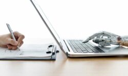 نگرانی نویسندگان از کتاب های نوشته شده با چت بات ChatGPT