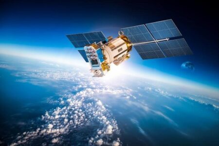 چین برای رقابت با استارلینک ۱۳ هزار ماهواره به فضا ارسال می کند