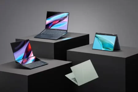 لپ تاپ‌هایی با دو صفحه نمایش یا صفحه نمایش تاشو
