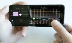 امکان اندازه گیری فشار خون با موبایل با کمک یک گیره ده سانتی ایجاد شد