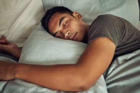زبان خواب می تواند ارتباط بین خواب و بیداری را فراهم کند