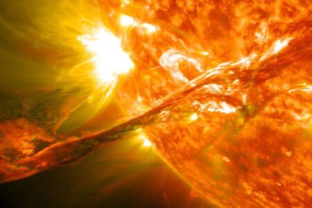 قدرتمندترین تلسکوپ جهان تصاویر شگفت انگیزی از خورشید منتشر کرد