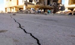 محققان به پیش بینی زلزله امیدوار شدند؛ کشف ارتباط زلزله با تابش های کیهانی