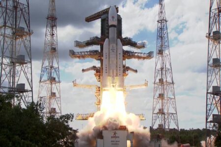 ماموریت چانداریان ۳ هند با هزینه ۷۳ میلیون دلار پرتاب شد