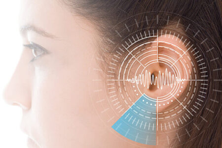 اولین علائم کاهش شنوایی در چشم‌ها ظاهر می‌شوند