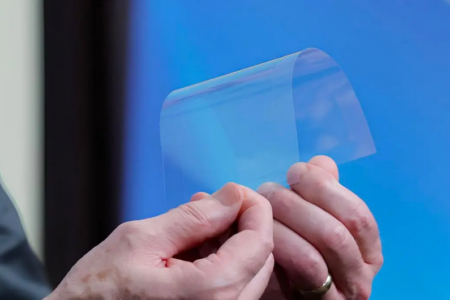 کورنینگ از آغاز خط تولید شیشه‌های منعطف برای گوشی‌های تاشو خبر داد