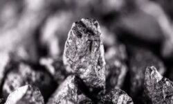 سنگ معدنی کمیاب در چین حاوی یک عنصر ارزشمند است