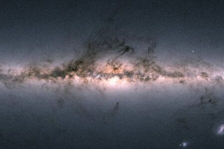 ماده تاریک کهکشان راه شیری در حال کاهش است