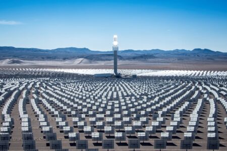 موفقیت بزرگ استرالیا در تولید انرژی خورشیدی با کمک آینه‌ها