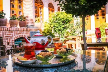 مقایسه رستوران های تبریز و اهواز