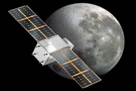 کاوشگر کوچک ناسا ۴۵۰ روز در مدار ماه قرار دارد