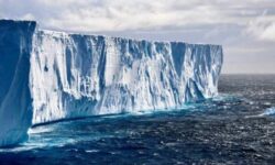 دانشمندان استراتژی جدیدی را برای کاهش سرعت ذوب شدن یخچال‌ها به کار می‌برند