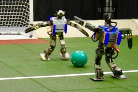 افزایش توانایی ربات‌های دو پای گوگل با کمک هوش مصنوعی
