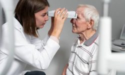 محققان ارتباط بین بیماری زوال عقل و بینایی فرد را تایید کردند
