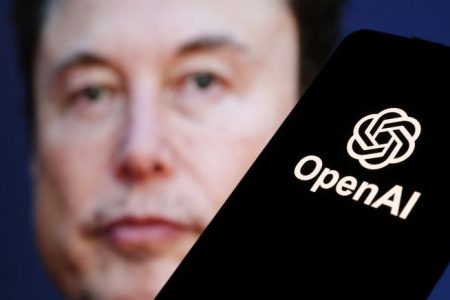 واکنش OpenAI به اظهارات ایلان ماسک در مورد امنیت چتبات این شرکت در آیفون