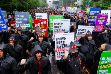 اعتراض در سامسونگ: کارگران خواهان حقوق بیشتر هستند