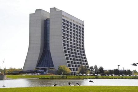 انتخاب مجری جدید برای آزمایشگاه ملی شتاب‌دهنده Fermilab