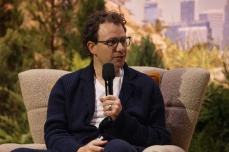 برخی قراردادهای هوش مصنوعی کمی مشکوک به نظر می‌رسند