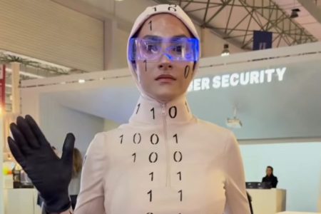 سندروم «نمایش به هر قیمت»؛ ریشهیابی جنجال ربات اینوکس در فشار جذب سرمایه و رقابت