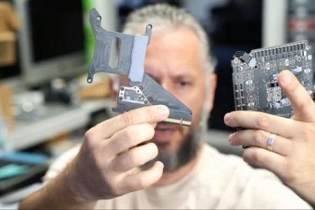 کارت گرافیک RTX 5090 FE در صورت باز شدن غیرقابل تعمیر است