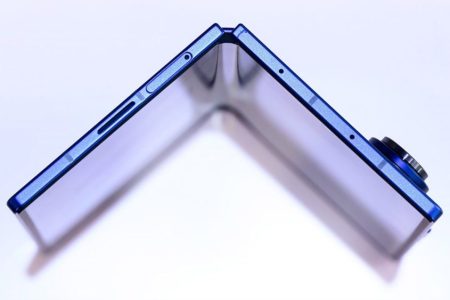 سامسونگ گوشی تاشوی جدیدی برای رقابت با آیفون فولد میسازد